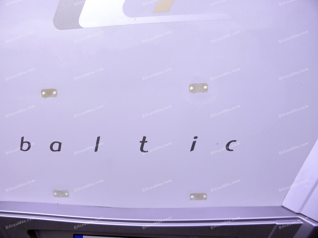 attenuer taches peinture camping car